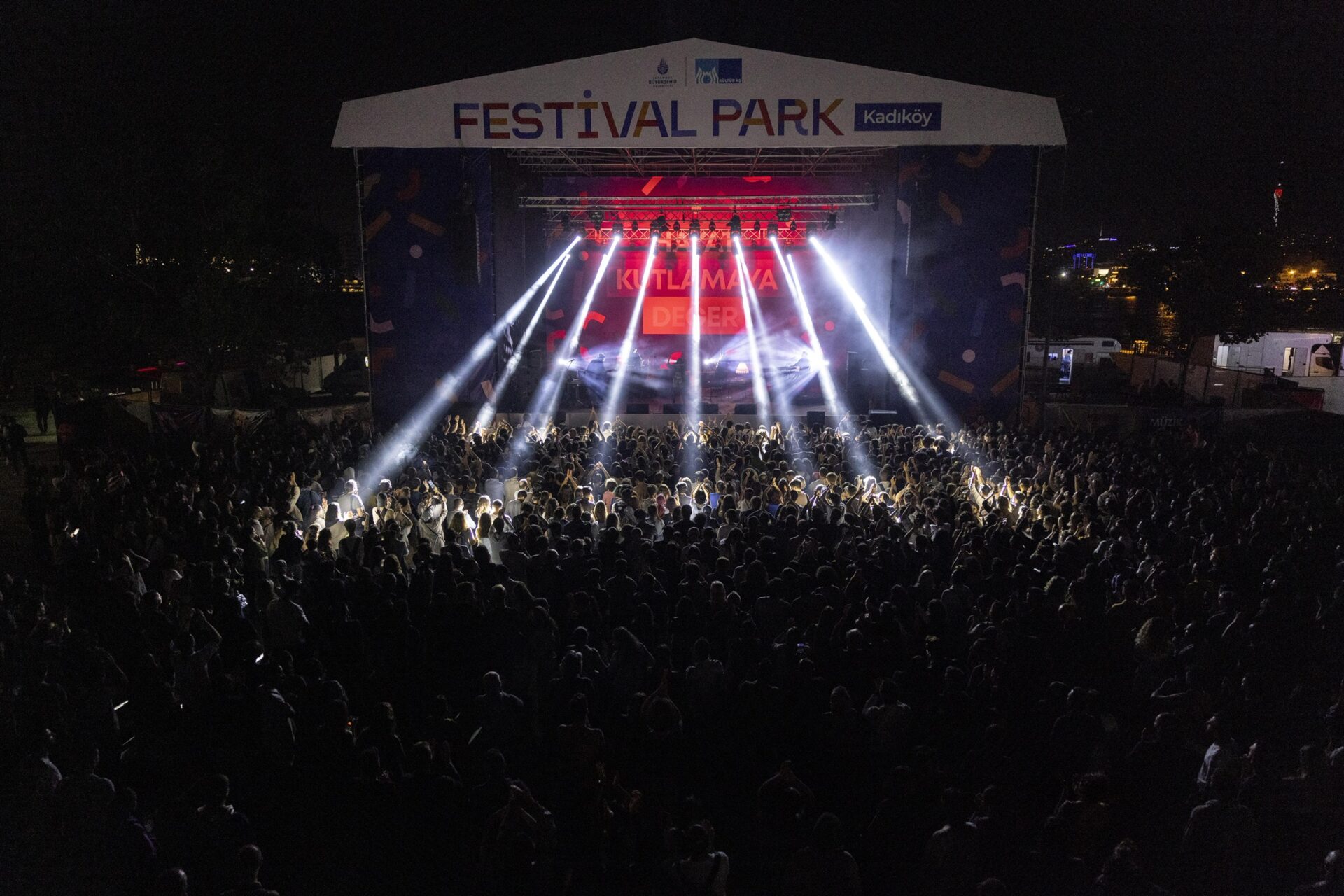 İndirim ve Eğlence Bir Arada: Festival Park Kadıköy Şenliği