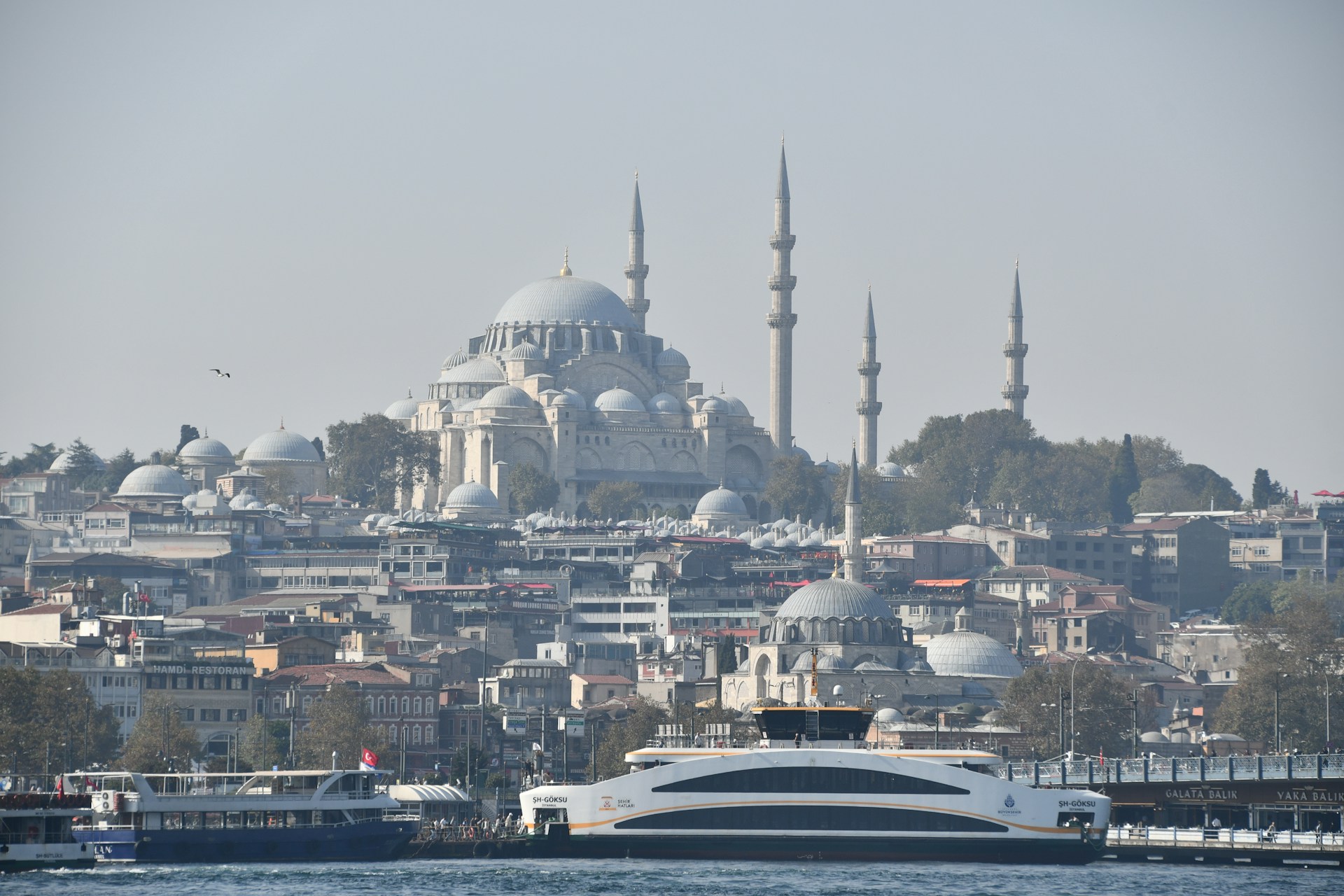 İstanbul da Ekonomik Kriz Derinleşti Esnaf Kepenk Kapatıyor